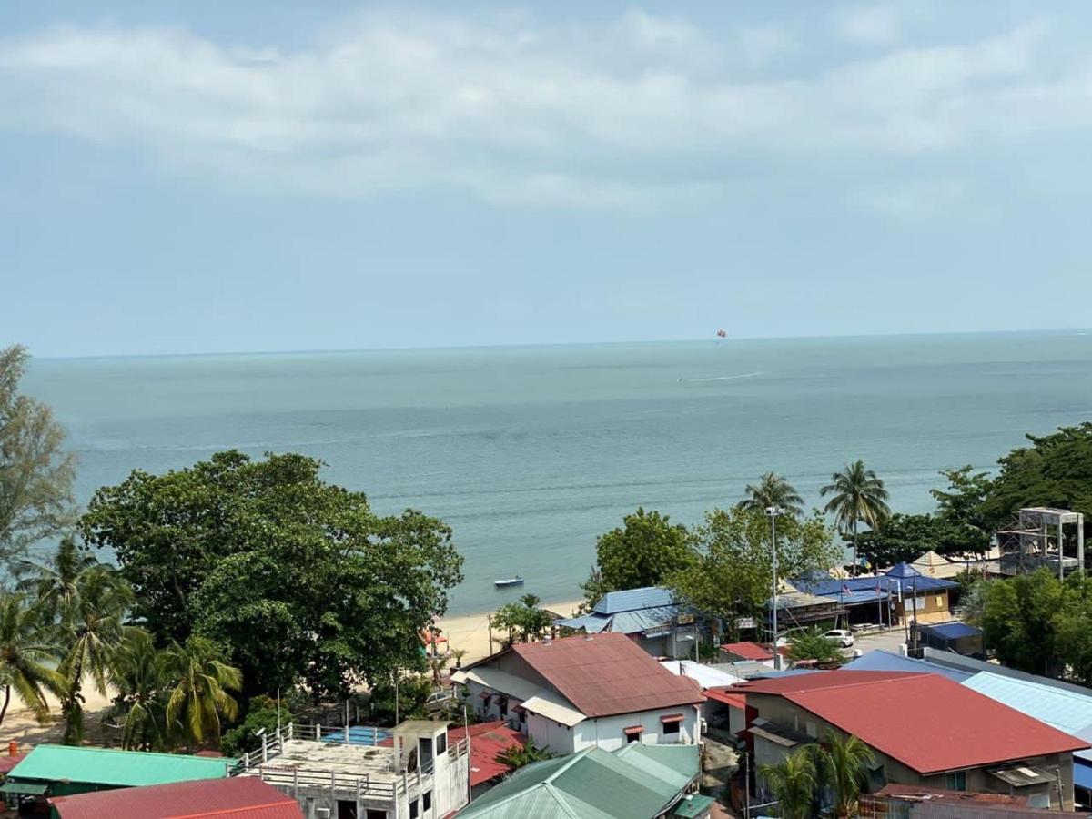 By The Sea Beachfront Penang باتو فيرينغي المظهر الخارجي الصورة